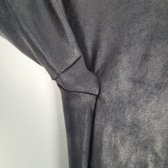 Spanx Size M Faux Leather Leggings Shaping Black - Picture 10 of 12